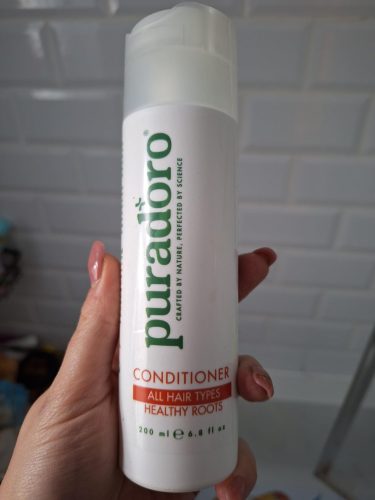Click to view full screen Conditioner voor Alle Haartypes – Hydrateert, verzacht en beschermt het haar 200ml photo review